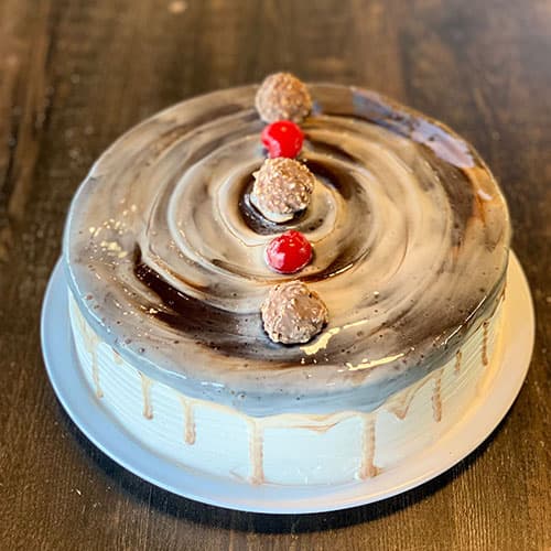 LEITE NINHO COM FERRERO ROCHER / WHITE CHOCOLATE TRUFFLE WITH FERRERO ROCHER